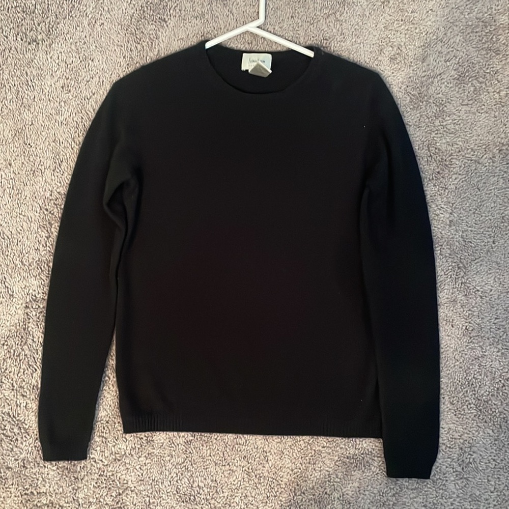 Neiman Marcus Cashmere Black Sweater-Medium